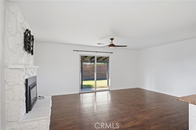 Detail Gallery Image 12 of 32 For 680 Sherri, Turlock,  CA 95382 - 3 Beds | 2 Baths