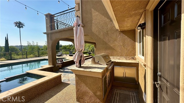 5433 Beeler Avenue, Woodland Hills CA: https://media.crmls.org/medias/ca5bf069-88aa-49e0-839d-e258941f0b65.jpg