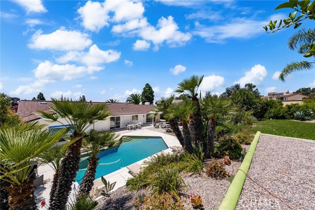 2525 Jonquil Drive, Upland CA: https://media.crmls.org/medias/ca5c0d08-e685-40eb-994d-c08e11022faa.jpg