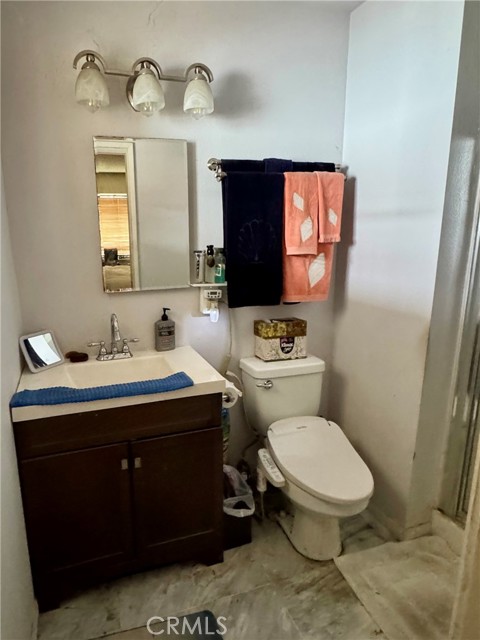 Detail Gallery Image 12 of 28 For 13822 Pasadena, Santa Ana,  CA 92705 - 3 Beds | 2 Baths