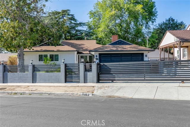 Detail Gallery Image 1 of 1 For 7969 Cora St, Sunland,  CA 91040 - 3 Beds | 1/1 Baths