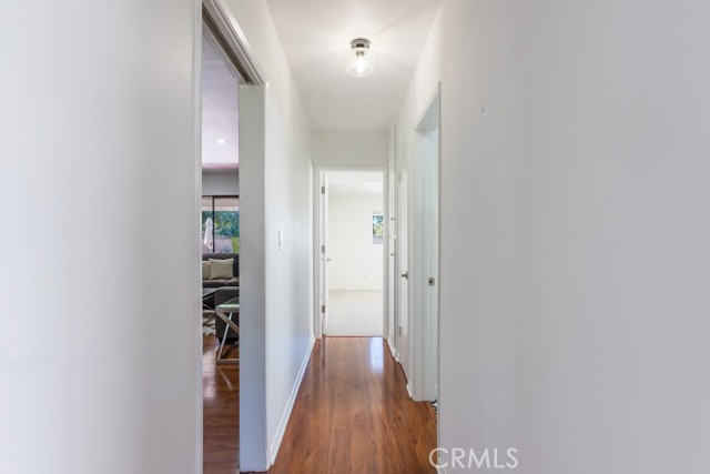 Detail Gallery Image 18 of 47 For 6563 Bianca, Van Nuys,  CA 91406 - 3 Beds | 2 Baths