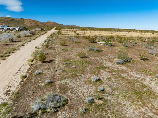 Detail Gallery Image 10 of 24 For 55138 Lilac, Landers,  CA 92285 - – Beds | – Baths