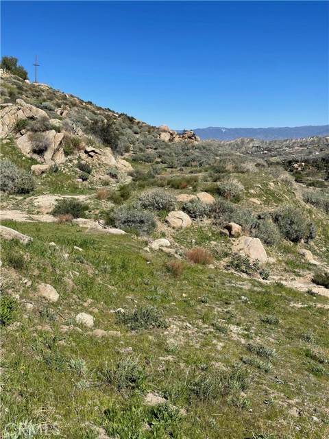 Detail Gallery Image 10 of 12 For 53 Spring Rd, Colton,  CA 92324 - – Beds | – Baths