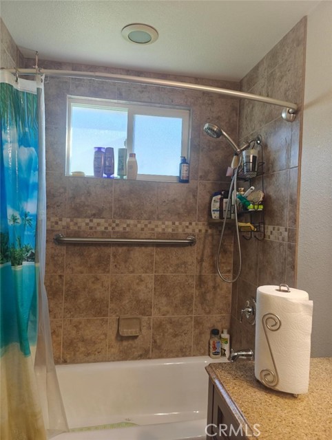 4167 Brookside Drive, Pittsburg CA: https://media.crmls.org/medias/ca5e2c6f-1ec0-4684-bf3d-fe207eb9d668.jpg