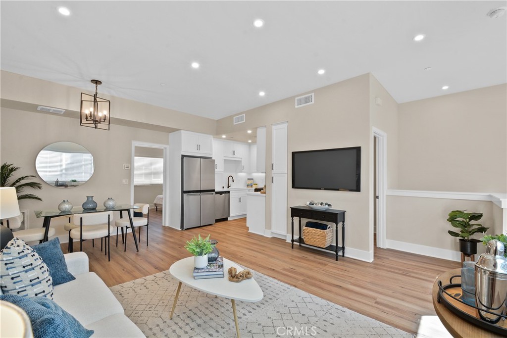 18090 Prairie Avenue #101