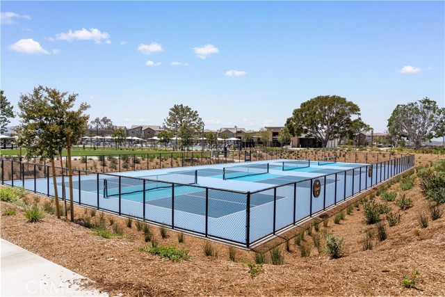 Detail Gallery Image 8 of 15 For 121 Billings, Irvine,  CA 92618 - 4 Beds | 3/1 Baths