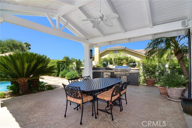 Detail Gallery Image 35 of 50 For 3941 Rock Hampton Dr, Tarzana,  CA 91356 - 5 Beds | 3 Baths