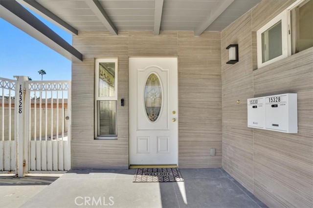 15330 Hart Street, Van Nuys CA: https://media.crmls.org/medias/ca60e983-c015-41dc-b88d-f1fbc6871c34.jpg