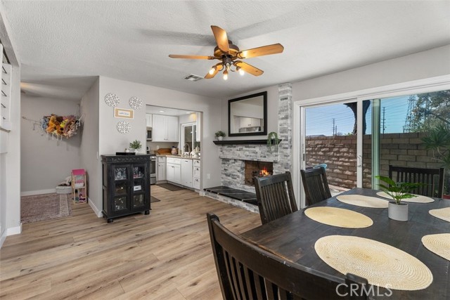 Detail Gallery Image 14 of 40 For 20001 Village Green Dr, Lakewood,  CA 90715 - 4 Beds | 2/1 Baths