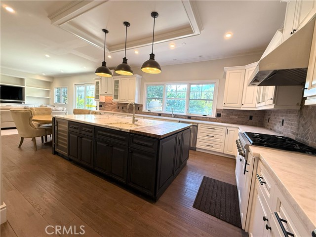 Detail Gallery Image 14 of 34 For 1781 E Mountain St, Pasadena,  CA 91104 - 6 Beds | 7 Baths