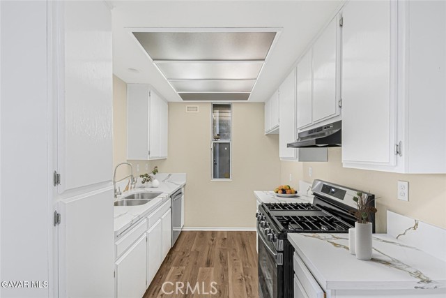 Detail Gallery Image 5 of 22 For 2805 W Avenue K12 Apt#143, Lancaster,  CA 93536 - 3 Beds | 2 Baths