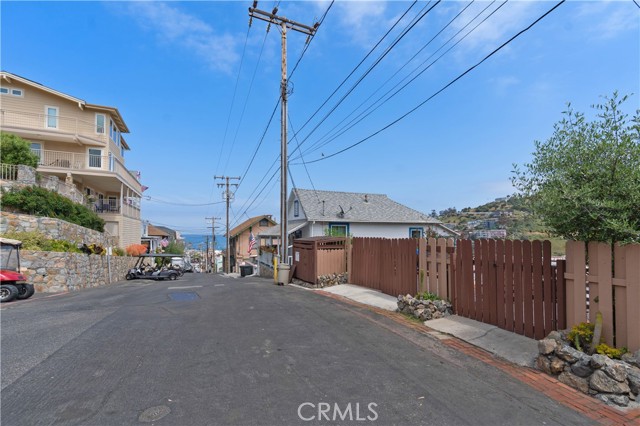 Detail Gallery Image 29 of 44 For 358 Metropole Ave, Avalon,  CA 90704 - – Beds | – Baths