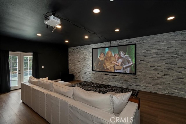 Detail Gallery Image 34 of 73 For 1051 Mound, Big Bear City,  CA 92314 - 4 Beds | 5 Baths