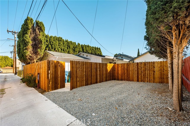 373 Gladys Avenue photo 47