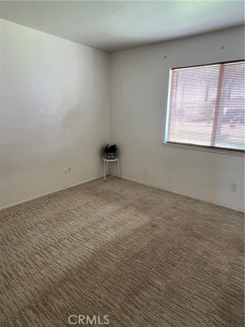 Detail Gallery Image 7 of 10 For 6796 Glendale Ave, Riverside,  CA 92503 - 3 Beds | 2 Baths