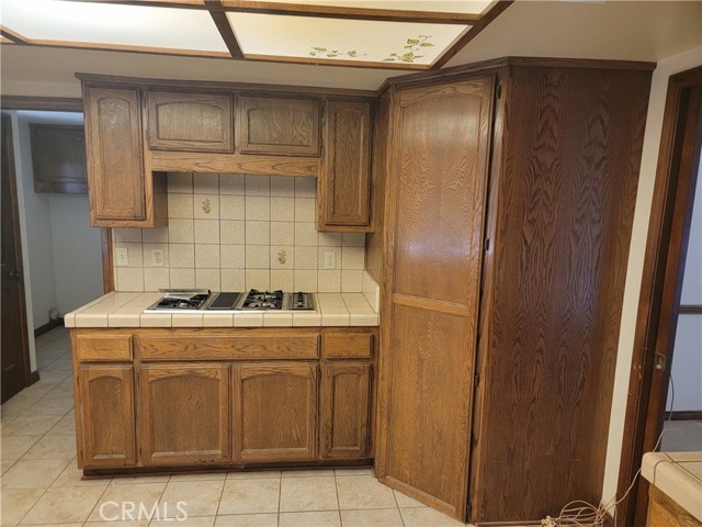 15440 Cactus Street, Hesperia CA: https://media.crmls.org/medias/ca642a84-b52d-44ba-abf9-4cc50a23cde9.jpg