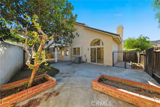 Detail Gallery Image 27 of 51 For 14988 Long View Dr, Fontana,  CA 92337 - 4 Beds | 3 Baths