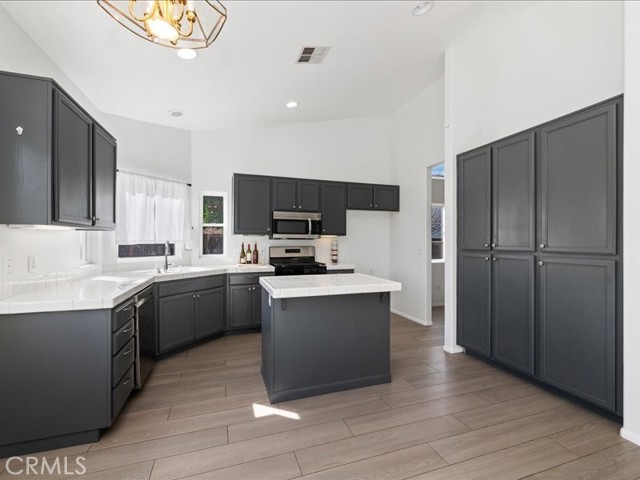 Image 14 of 34 For 874 Kalpesh Drive