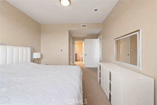 2 Bed Home for Sale in Van Nuys, California