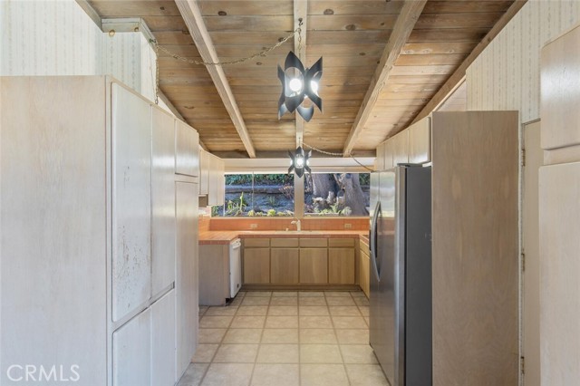 2869 Anchor Avenue, Los Angeles CA: https://media.crmls.org/medias/ca669f5c-81de-416a-9682-9831bdd24a0e.jpg