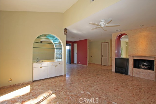 Image 6 for 1451  E Amado RD