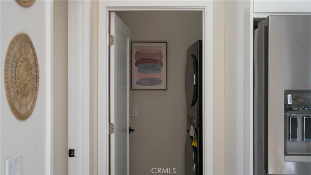 https://media.crmls.org/medias/ca68ad2e-2261-4981-a954-466fdc2716b2.jpg?preset=X-Large