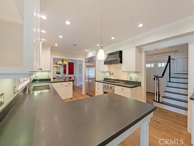 Detail Gallery Image 15 of 50 For 5463 Katherine, Sherman Oaks,  CA 91401 - 5 Beds | 3 Baths