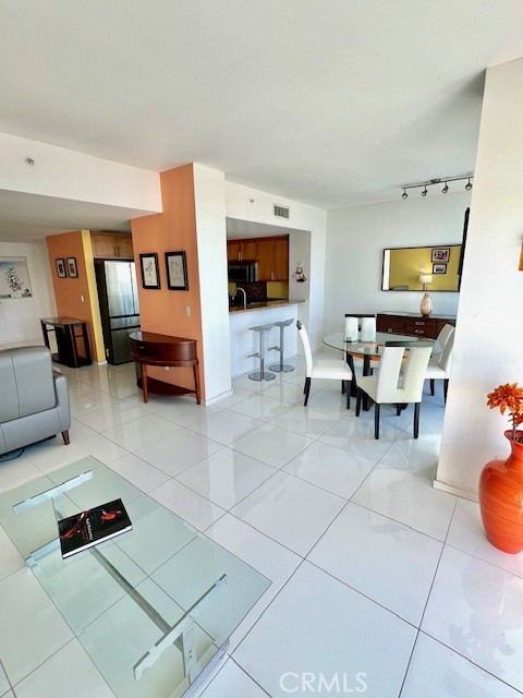 Detail Gallery Image 14 of 47 For 400 W Ocean Bld #2004,  Long Beach,  CA 90802 - 2 Beds | 2 Baths