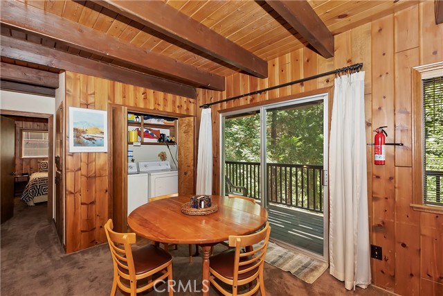 Detail Gallery Image 24 of 44 For 744 Bergschrund Dr, Crestline,  CA 92325 - 3 Beds | 2/1 Baths