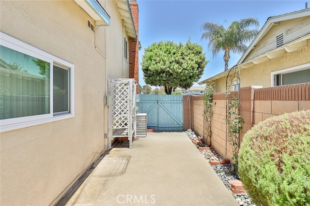 14758 Dunton Drive, Whittier CA: https://media.crmls.org/medias/ca6b432a-8dc6-46ec-8f88-35a39a2f02f6.jpg