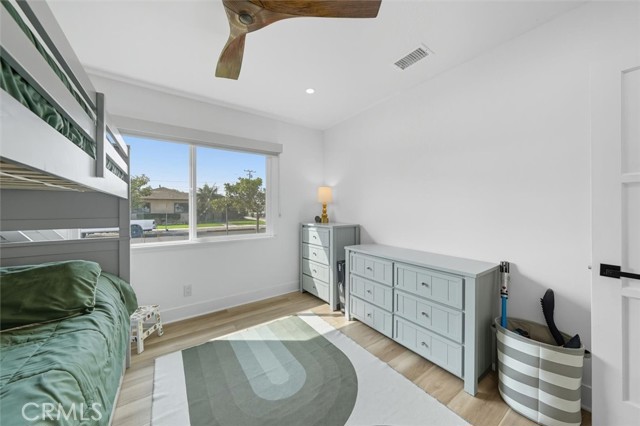 5357 122nd St, Hawthorne CA: https://media.crmls.org/medias/ca6b670b-eeec-42ff-9485-539537945cd9.jpg