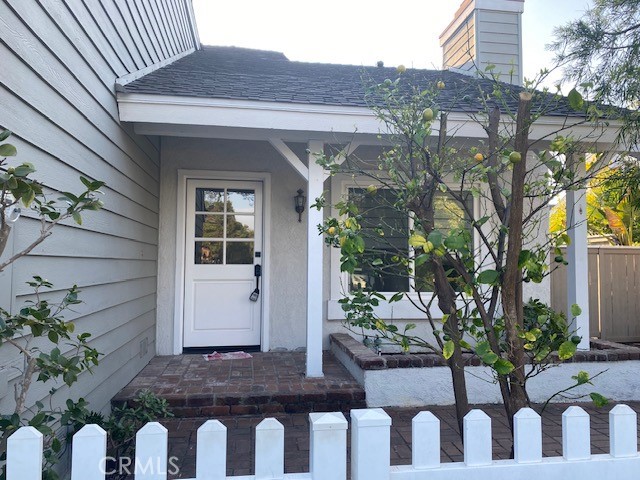 Detail Gallery Image 2 of 26 For 12 Amberleaf, Irvine,  CA 92614 - 3 Beds | 2/1 Baths