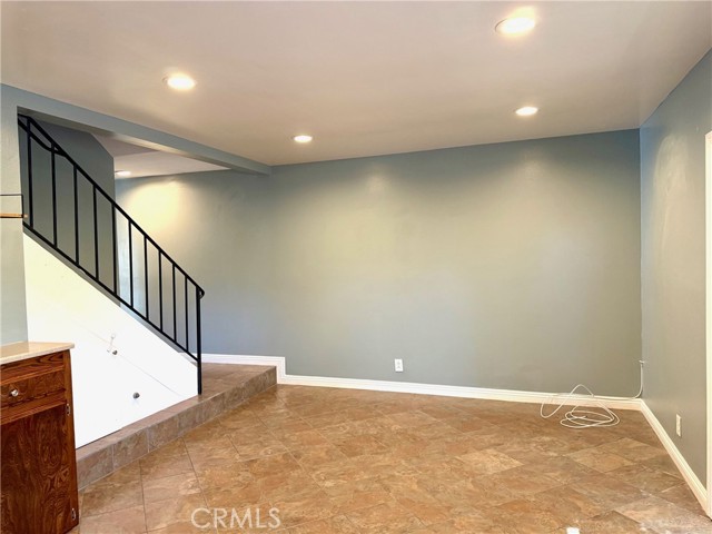 Detail Gallery Image 6 of 39 For 4194 Paseo De Oro, Cypress,  CA 90630 - 3 Beds | 2/1 Baths