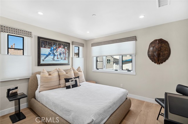 318 Coronado Street, Newport Beach CA: https://media.crmls.org/medias/ca6d9c75-85a9-493f-930d-7ed4a56a567c.jpg