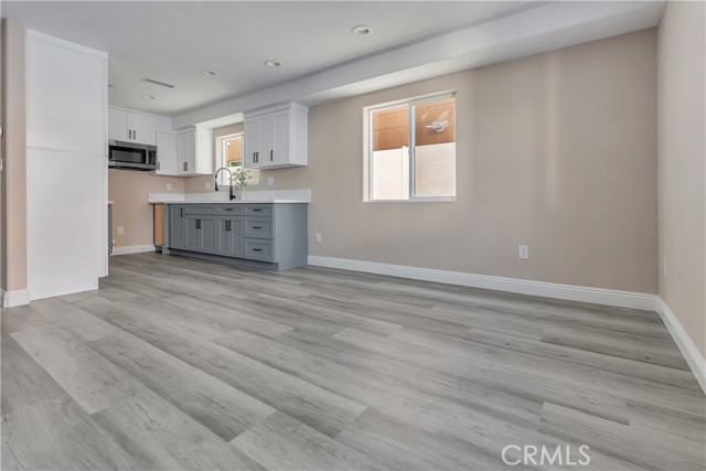 22022 Pioneer Blvd, Hawaiian Gardens CA: https://media.crmls.org/medias/ca6e998c-e10e-42a0-bb92-e6beb3289302.jpg