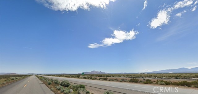 821 East Glen Road, Mojave CA: https://media.crmls.org/medias/ca6ea9e5-3017-47fb-aa89-e7c9ad957d3a.jpg