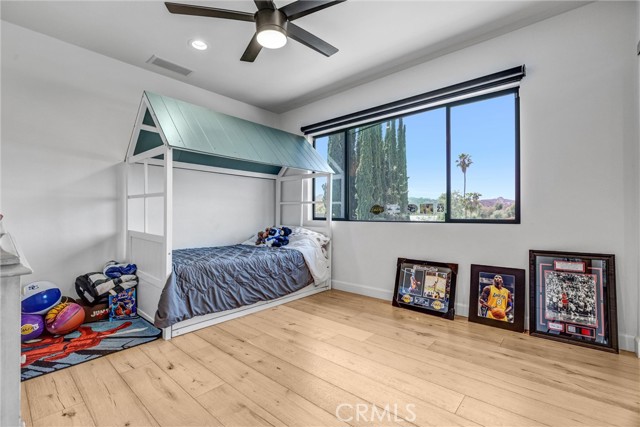 Detail Gallery Image 21 of 36 For 20351 Alerion Pl, Woodland Hills,  CA 91364 - 4 Beds | 2/1 Baths