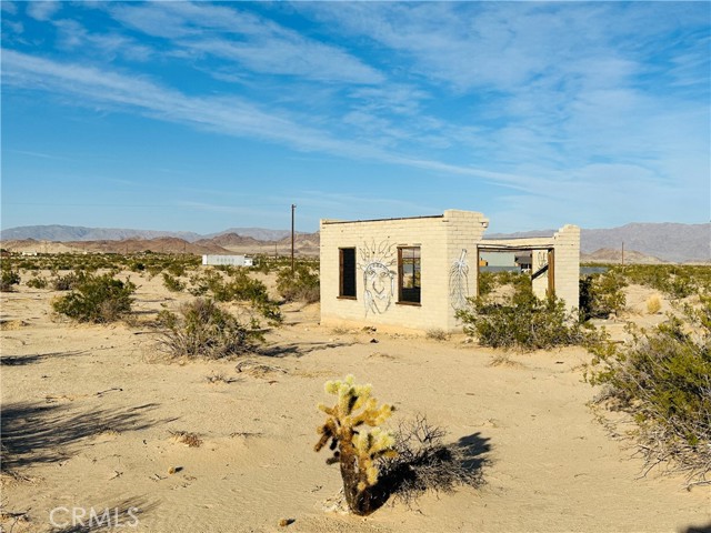 1234 Raymond Drive, Twentynine Palms, California 92277, ,Land,For Sale,1234 Raymond Drive,CRJT23207412