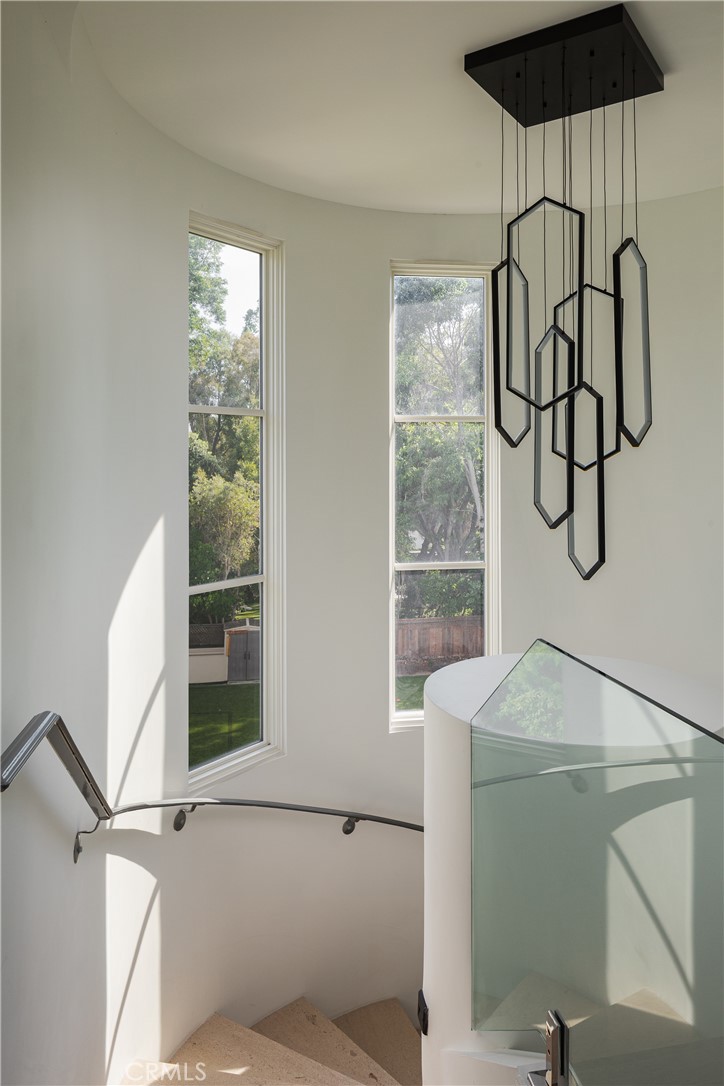 MLS #OC25163593 img 20