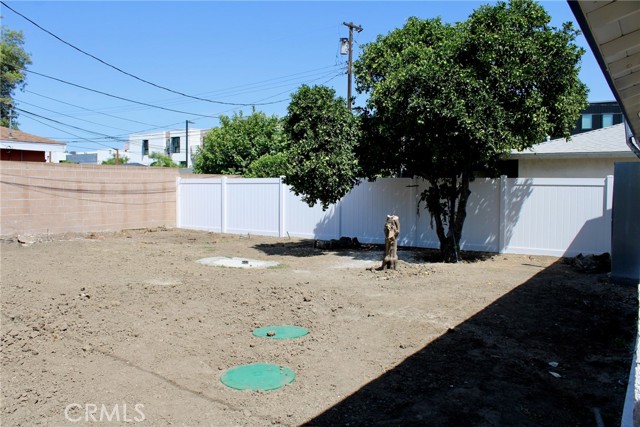 Detail Gallery Image 12 of 22 For 21217 S Main, Carson,  CA 90745 - 2 Beds | 1 Baths