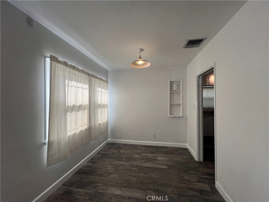 MLS #IV25222711 image #6