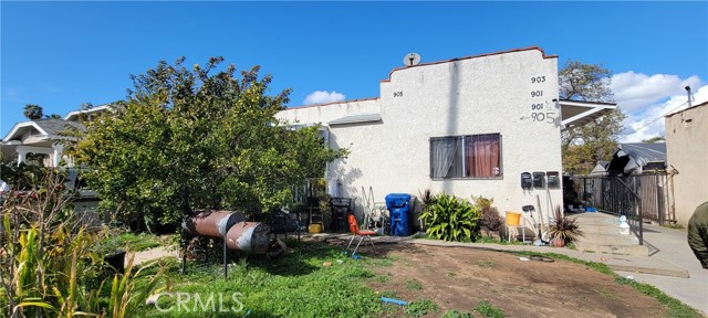 901 W 82nd Street #4, Los Angeles, CA, 90044 901 W 82nd Street #4, Los Angeles, CA, 90044