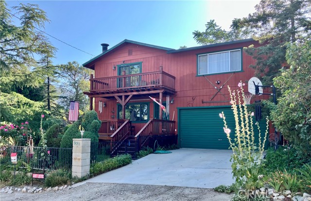 921 Piru Way, Frazier Park CA: https://media.crmls.org/medias/ca73cd92-4030-4439-b3c8-8325316c05e9.jpg