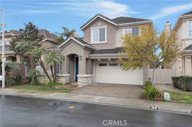 Image 2 for 742 Sandglass Dr, Huntington Beach, CA 92648