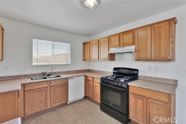 Detail Gallery Image 7 of 25 For 34622 Paseo Del Valle, Barstow,  CA 92311 - 3 Beds | 2 Baths