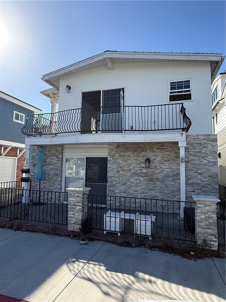307 Anade Avenue