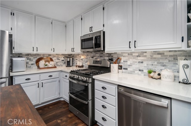 Detail Gallery Image 18 of 56 For 42311 Camden Way, Lancaster,  CA 93536 - 4 Beds | 2 Baths