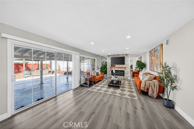 Detail Gallery Image 6 of 48 For 4751 Saint Andrews, Buena Park,  CA 90621 - 4 Beds | 3 Baths