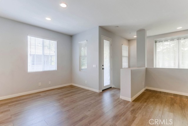 14 Taquitz, Irvine CA: https://media.crmls.org/medias/ca7658c3-a58b-4d7c-916e-731096e2665d.jpg